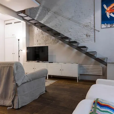 Santa Croce Loft Apartment Florence